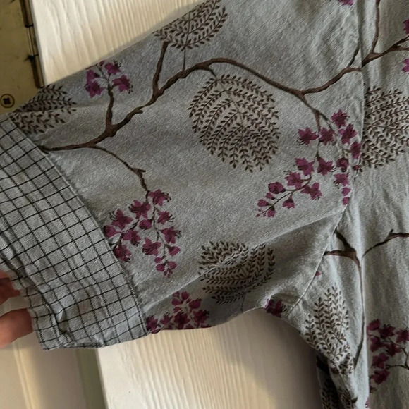 Fanasya mock wrap dress. EUC - Picture 5 of 10